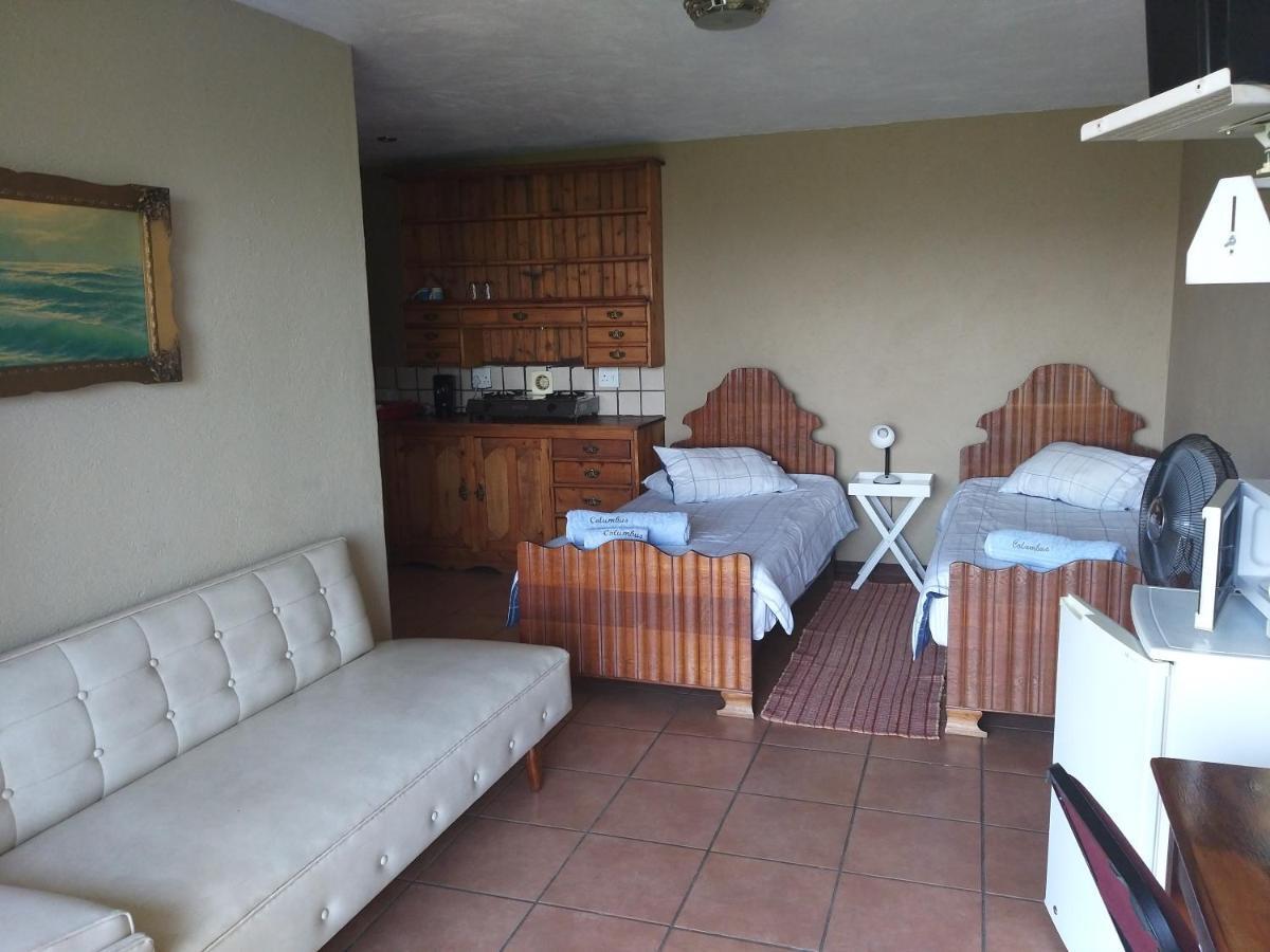 Columbus Guest House Mbombela Extérieur photo